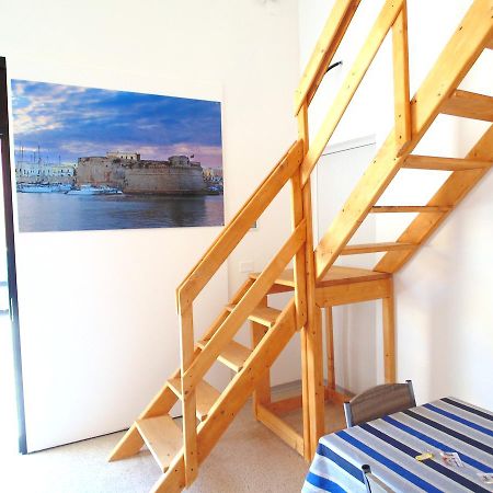 Raffaela Casa Vacanze Aradeo Bagian luar foto