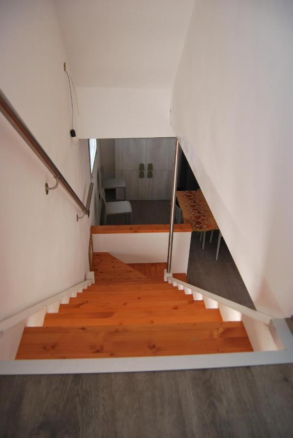 Raffaela Casa Vacanze Aradeo Bagian luar foto