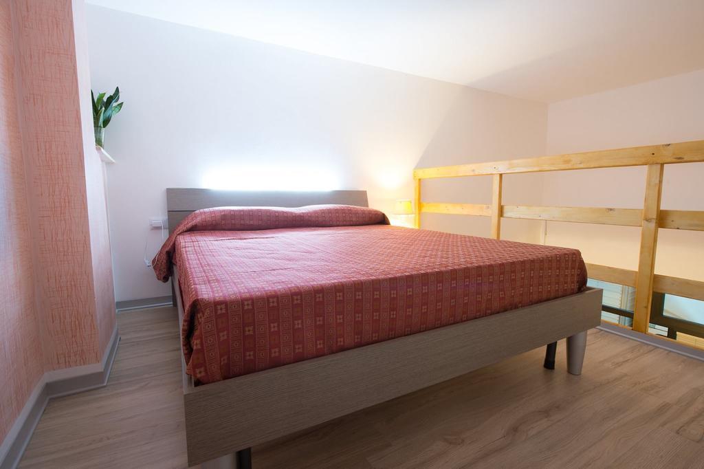 Raffaela Casa Vacanze Aradeo Bagian luar foto
