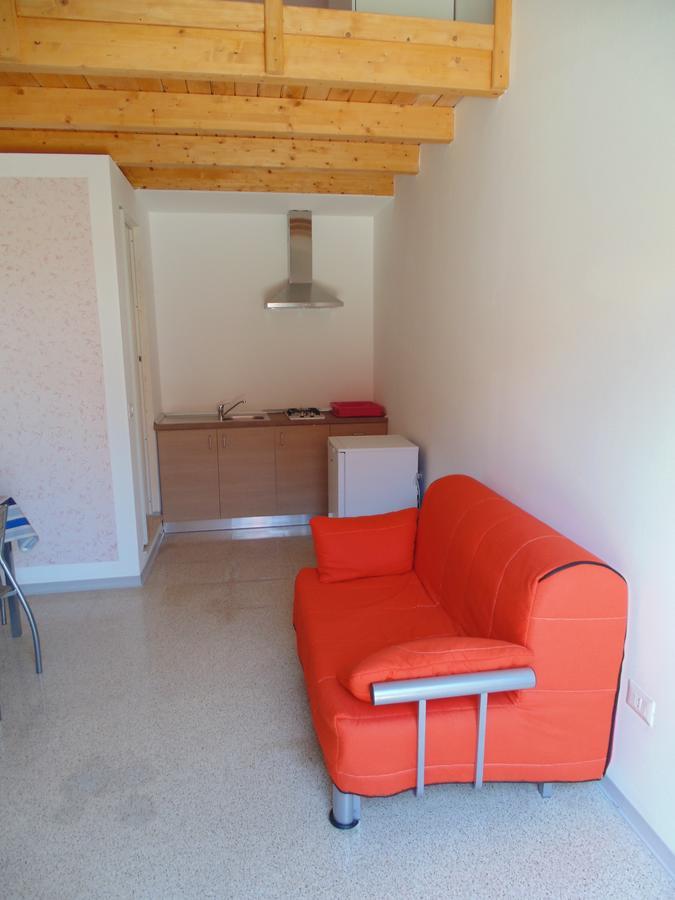 Raffaela Casa Vacanze Aradeo Bagian luar foto