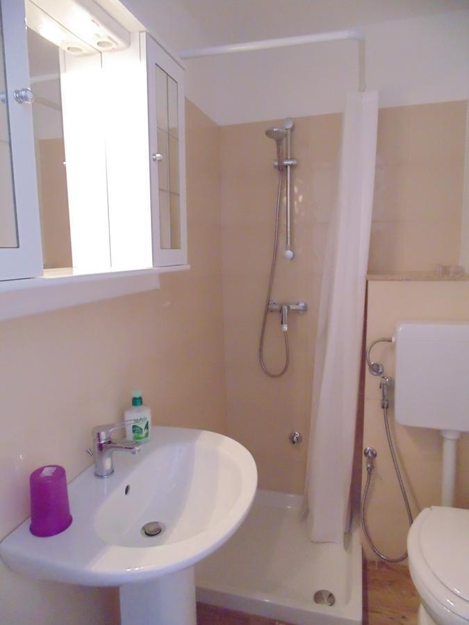 Raffaela Casa Vacanze Aradeo Bagian luar foto